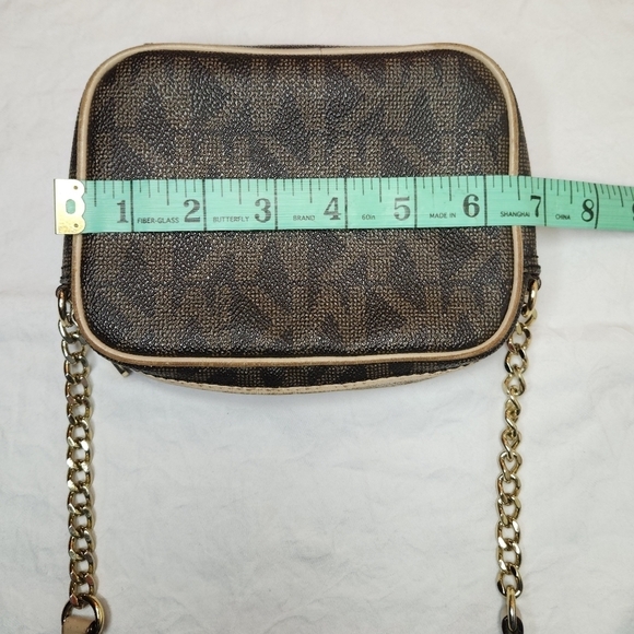 Michael Kors classic mini crossbody purse - Picture 14 of 15